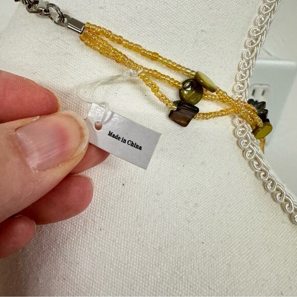 Yellow Green Hawaiian Shell Multi Strand Necklace Polished Beads Jewelry - Picture 4 of 8